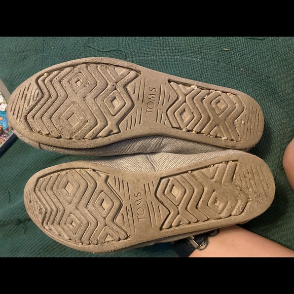 TOMS Alpargata slip on shoe - Picture 5 of 6